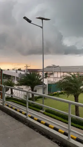 Mendung belum tentu hujan #fyp #viral #pasuruan24jam #mayoraindahtbk #purwosari 