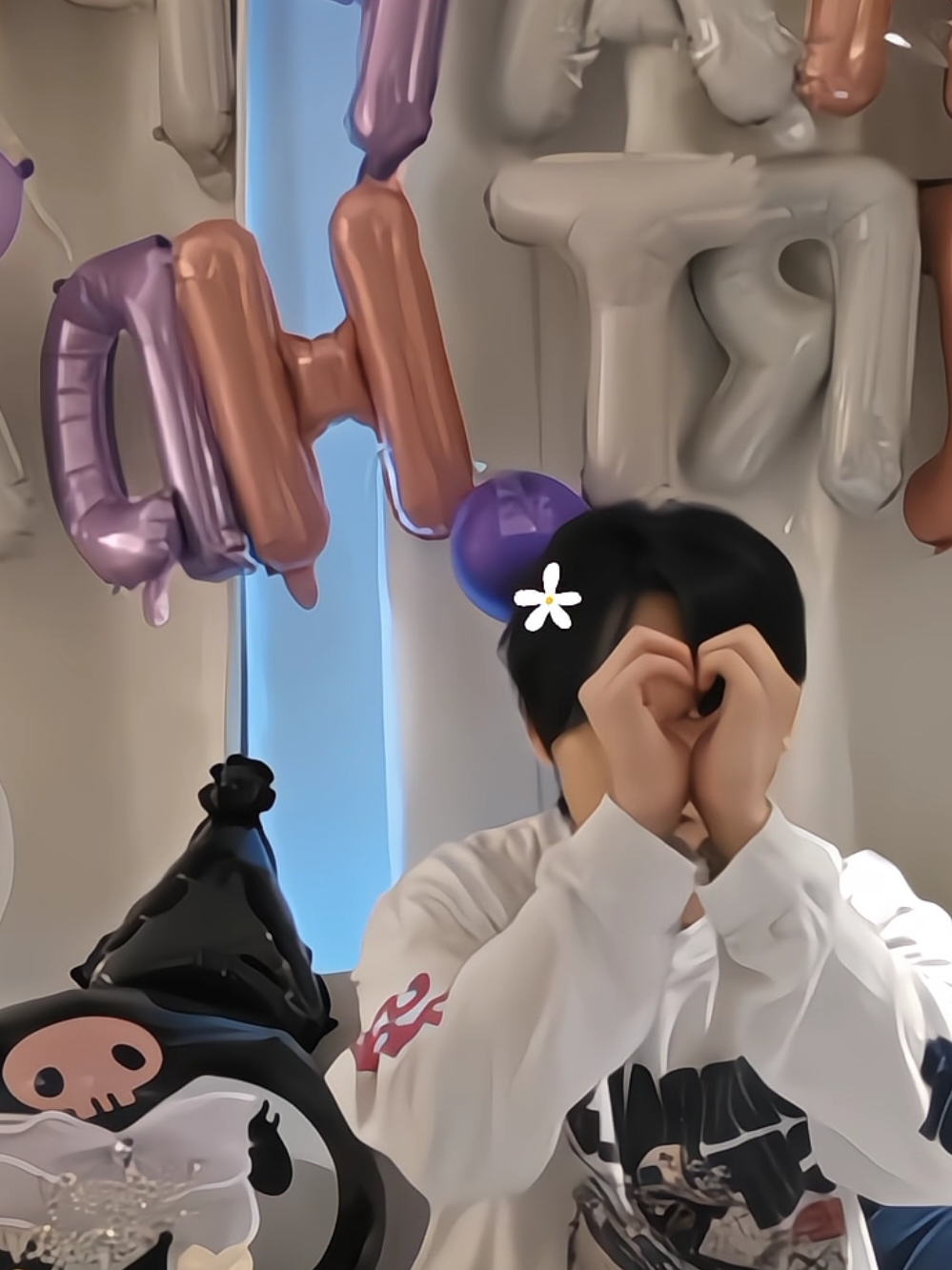 25.10.25 happy birthday to my sweetie lee know!♡ #leeknow #happybirthday #leeknowday 