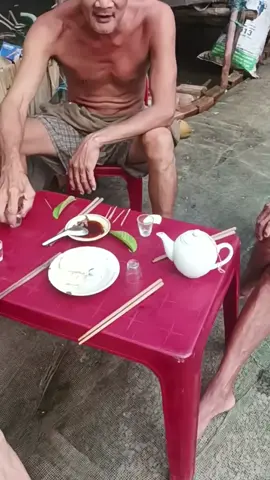 Hơi hơi là uống rồi 😀 ai nói ghiền là giận ak@Nhi Nguyễn
