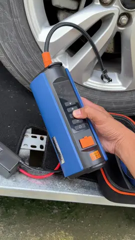 Bơm lốp kèm kích bình cho ô tô qua tiện lợi