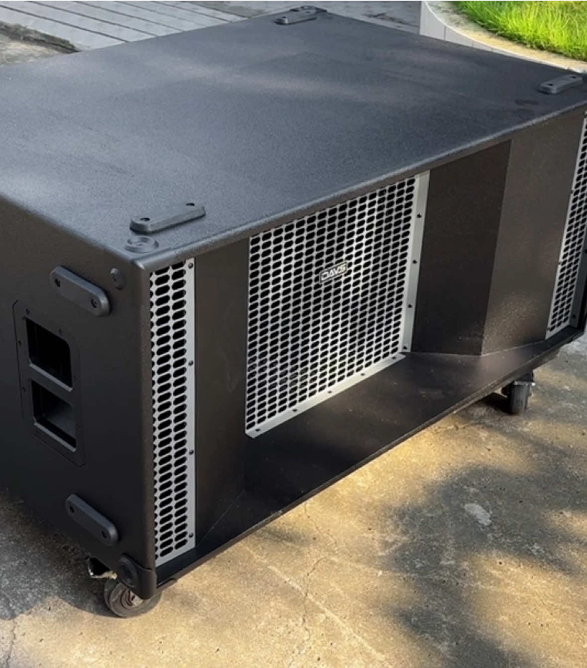 Sub DAVS DK218F115. Sub đôi bao chơi DJ nhà DAVS. Chất lượng ạ #DAVS #DK218F115 #loasankhau #subwoofer #davsvn 