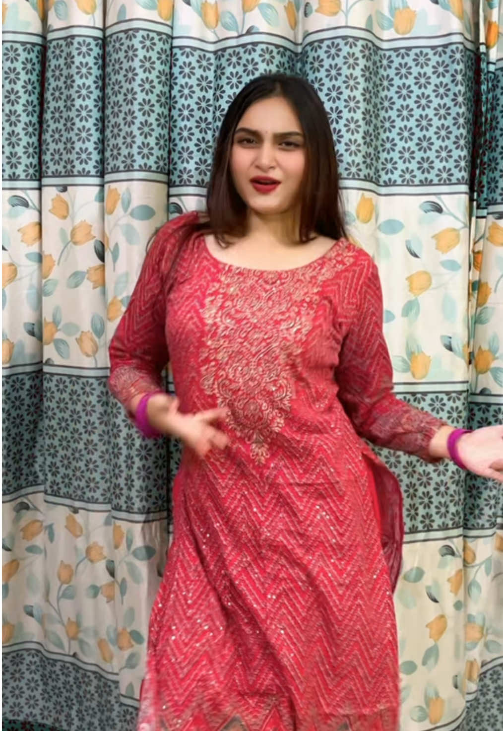 Chikni chameli💁🏼‍♀️#foryou #fyp #foryoupage #viral #bts 