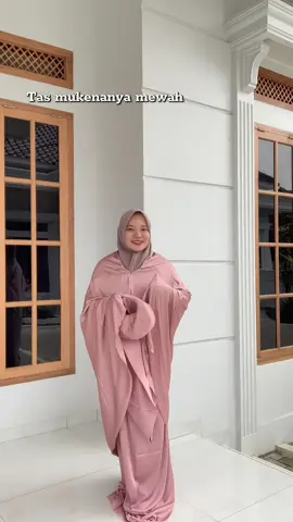 Mukena yg bahannya adem banget, halus dan dingin yaa🫶🏻 #mukena #mukenaarmanisilk2in1 #mukenamewah #fyp #soundviral 