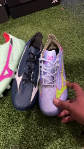 Kuwalitas sebagus ini gak sampai 200k ? Co sekarang!!! #sepatubola #sepatubolamurah #football #fyp #trending 