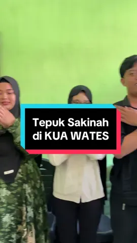 ✨ Tepuk Sakinah! Gerakan sederhana, makna luar biasa 💚 Melalui kegiatan ini, kita belajar menanamkan nilai sakinah, mawaddah, dan rahmah sejak dini — agar keluarga masa depan menjadi kokoh dan penuh berkah. #KUAWatesKediri #TepukSakinah #KeluargaSakinah #BimbinganRemaja #kemenagri 
