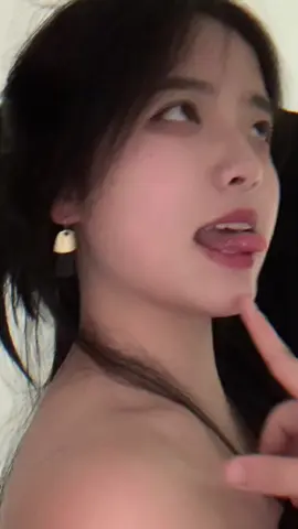 Request from a follower using Indonesian editing style. 😘😘 #douyin抖音 #douyin #tiktokchina #shenzhenhighschool #heheha 