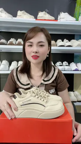 Giày Oxu mang nhẹ và êm chân lắm luôn #giaydonde #giaythethao #giaydep #giaythethaonu  @Miu Shop  @Miu Shop  @Miu Shop  