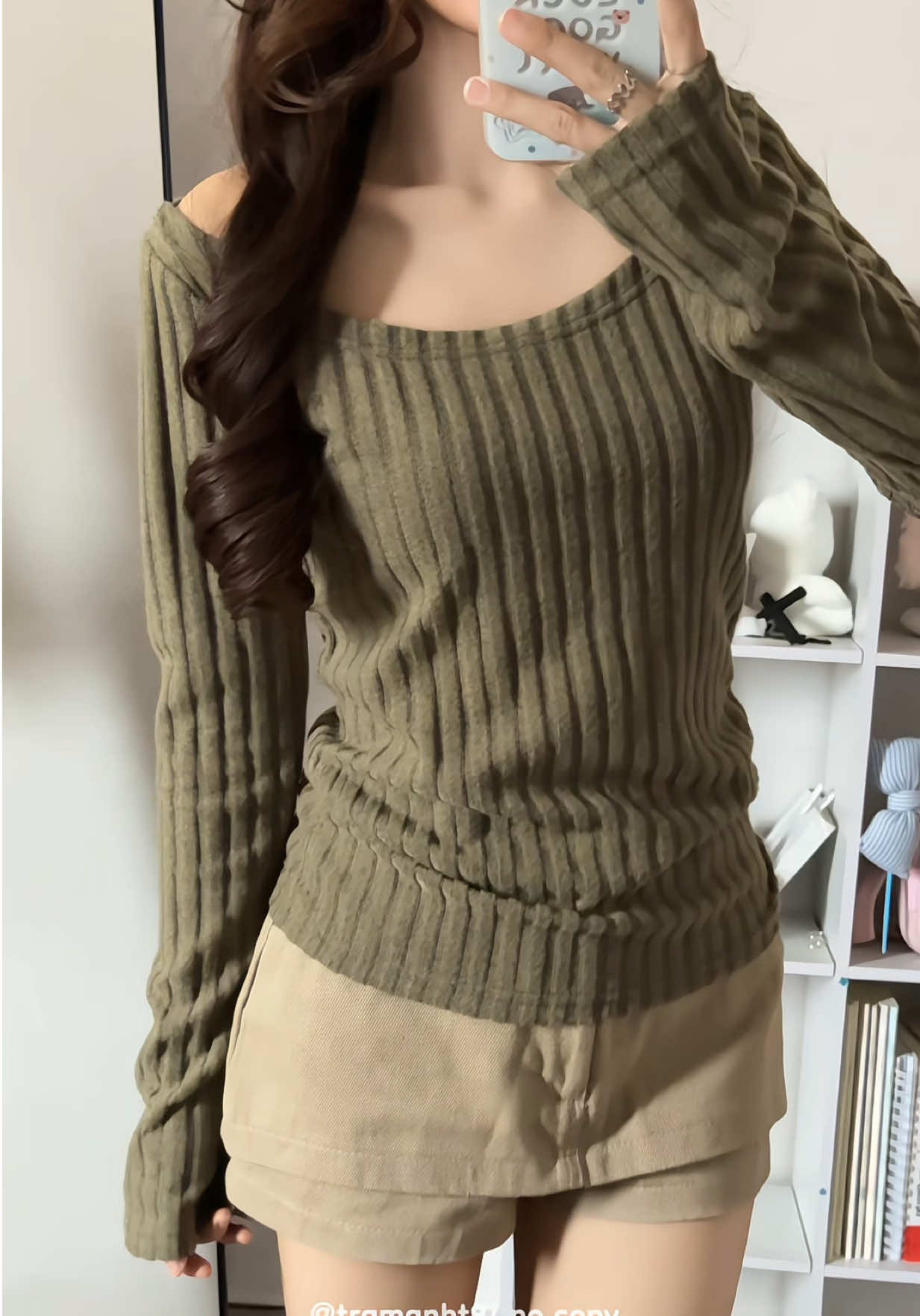 + 1 áo xihh ⋆✿ #reviewlamdep #outfitinspo #mihohouse #outfit #aotrevai 