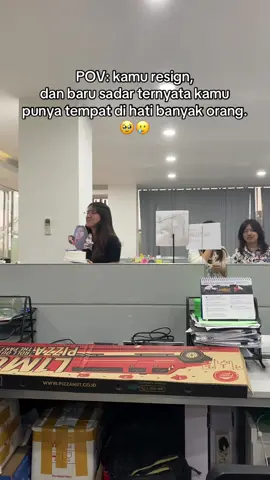 ternyata kamu punya tempat di hati banyak orang~ #happyresign  #corporatelife  #accountantlife  #careerpath  #resign 