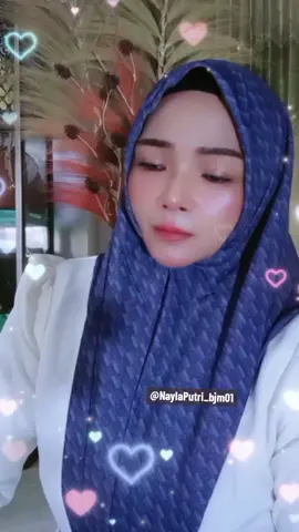 Assalamualaikum.. 🤗Hiburan  dlu nunggu hujan reda kta lanjut aktivitas..💪🥰🤗💃#lipsing #fypシ゚viral #GenerasiHappyTikTokChall #fypシ゚viral🖤video🤗foryou😍 