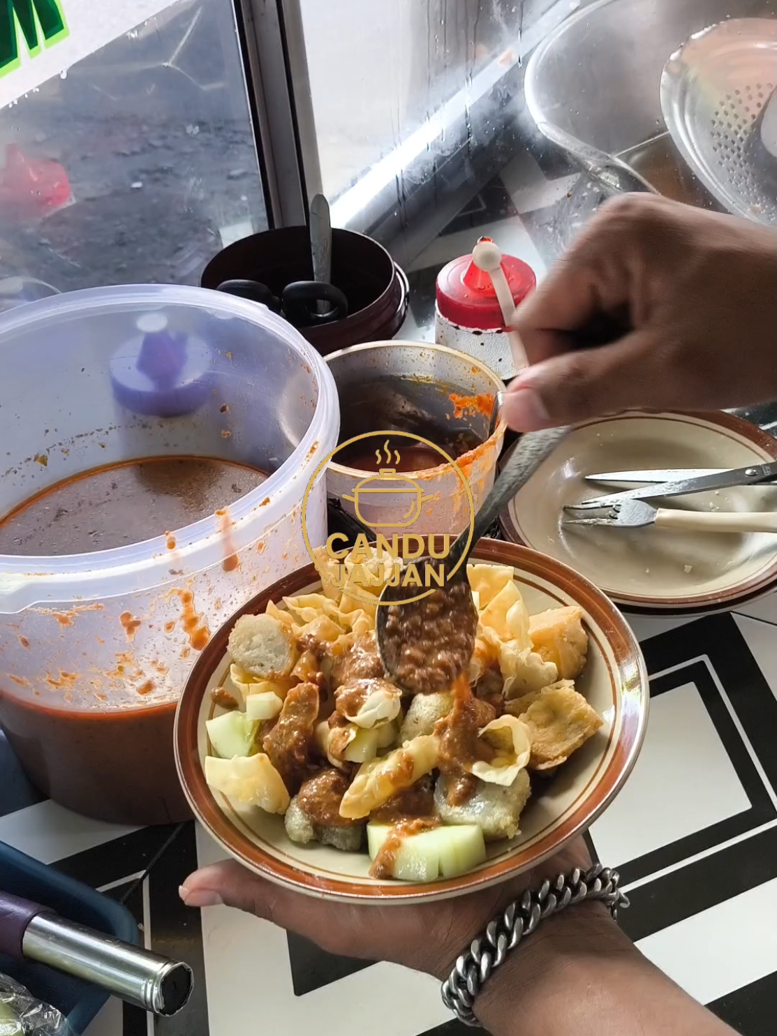 BATAGOR‼️‼️1 PORSI BANYAK BANGET🥰🥰 NYUSSSSSS🤩🤩©160 #kuliner #streetfood #fy #fyp #batagor 📍📍📍Lokasi : Jl.Tata Bumi Selatan, banyumeneng gamping Sleman, perempatan Indomaret STPN, Yogyakarta, Daerah Istimewa Yogyakarta
