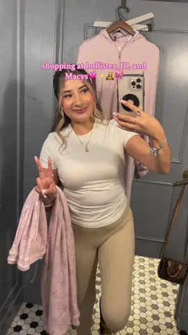 Shopping at hollister, Macys , JD sports and more 🎀💗✨🦢🛍️  also don’t mind the beat up fitting room at hollister I was shook myself 😅  and I had to use my brothers phone , we found some cute gems tho💌 #hollister #haul #shopping #fyp #pink 