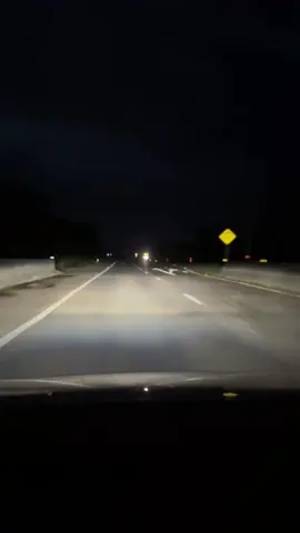 ถ้าคุณก้าวเดินไปข้างหน้าแล้ว โอกาสที่คุณจะประสบความสำเร็จย่อมมี สูง แต่ถ้าหากคุณไม่ก้าวเดินไปข้างหน้านั่นแปลว่าคุณแพ้เรียบร้อย โลกมันไม่ได้สนใจหรอกว่าคุณจะรู้อะไร แต่จะสนใจว่าคุณจะทำอะไรในสิ่งที่คุณรู้ ##โพสต์ไปทั่ว📸🌿🌼##หมอดูtiktok##ข่มใจ##บางอารมณ์##เพลงเพราะ