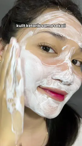 Produk skincare dari korea emang debest apalagi kulit aku lagi sensitif penolong banget cleanser nya @Cyeecare.Indo @CyeecareOfficial @CyeecareSolution #cyeecacre #skincare #hydratingcleanser #glowingskin #bigpores 