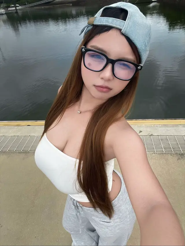 หลายลุค -3-