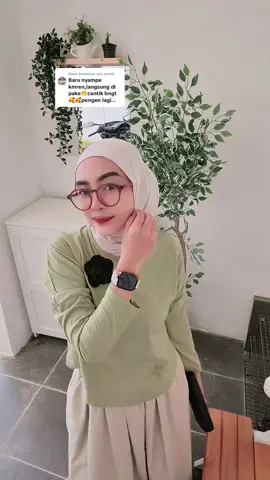 Membalas @umi.azmi8  saking penasaran nya sampe lupa tag nya belum di copot 🤭🤭 #bergohijab #bergomima #hijabinstan #modalkontendoang #sipalingaffiliate 