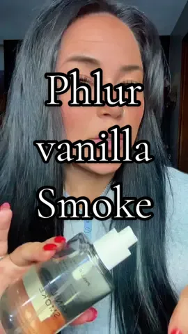 Phlur Vanilla Smoke is that boss energy in a bottle 🔥 not too sweet, not too heavy — just that perfect mix of confidence, vanilla, and edge. #phlurfragrance #phlur #tiktokshopblackfriday #tiktokshopcybermonday #tiktokshopcreatorpicks 