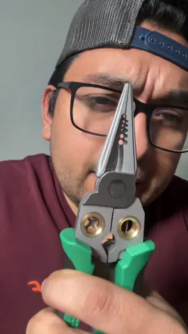Pinzas para electricista aqui te enseño como son #wirestripppers #8in1pliers #electriciantools #tiktokshopblackfriday 