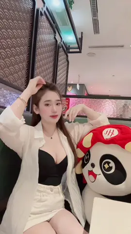 Hình tượng người phụ nữ mà tôi lun hướng đến : Vừa hiền vừa có tài Vừa hài vừa có tiền hẹ hẹ 💸💸💸#xuhuong2025 #viral #trending #nhachaymoingay #cuocsongthuongngay 