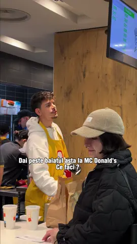 A fost tare rău experiența la @fundatia_ronald_mcdonald . Daca te strigă așa un nebun ce faci   ? 😂🍔 #mcdonald #emilian 