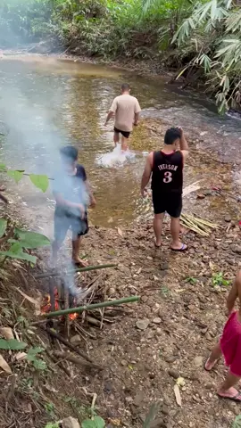 #Nyantai  #DitepianSungai 