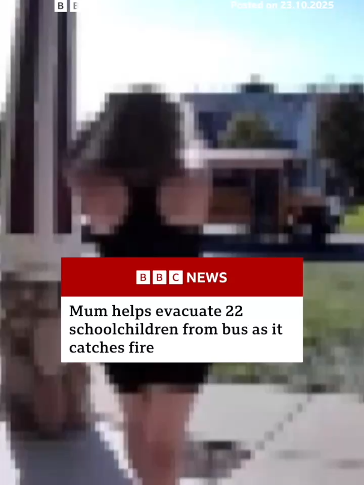 A doorbell camera captured the moment 22 children from Minnesota were safely evacuated from a school bus after a mum noticed smoke. #Minnesota #ElementarySchool #SchoolBus #SchoolBusFire #USA #Doorbell #BBCNews