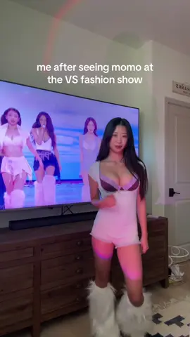 my fav victoria’s secret super models are twice 😋 #tzuyubra #thisisfor #kpopdancecover #victoriasecretfashionshow #twice @TWICE @Victoria’s Secret @VSPINK  