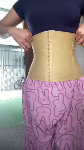 Đai Latex Siết Eo Giữ Dáng #review #latex #xuhuong #eothon #eothondangdep #sieteo #metuyenday 