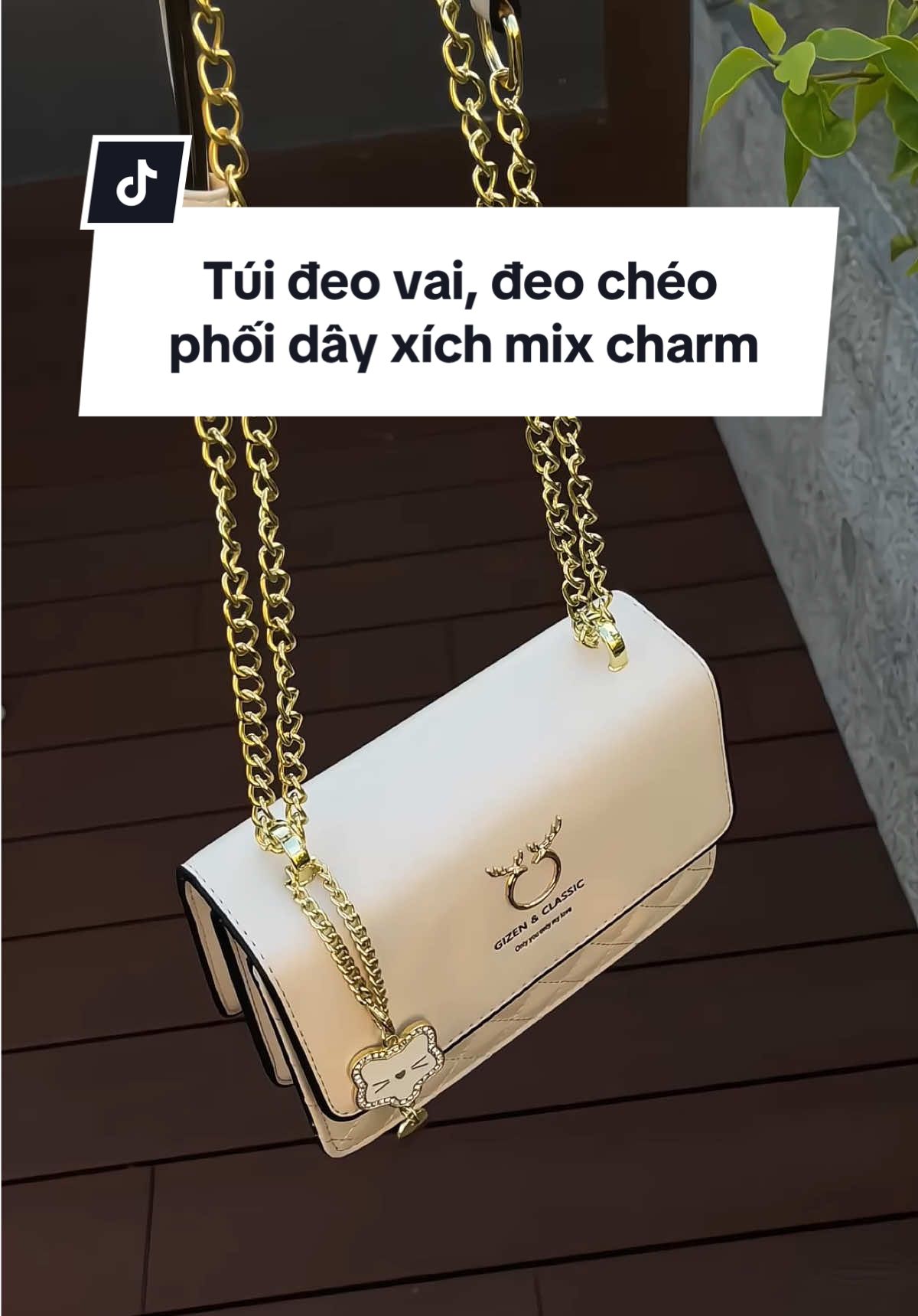 Túi đeo vai, túi đeo chéo forrm chữ nhật 2 ngăn rộng phối dây xích kèm với charm hottrend năm nay chị em không thể bỏ qua #tuixach #tuixachnu #jimestore #reviewtuixach #tuideocheo 