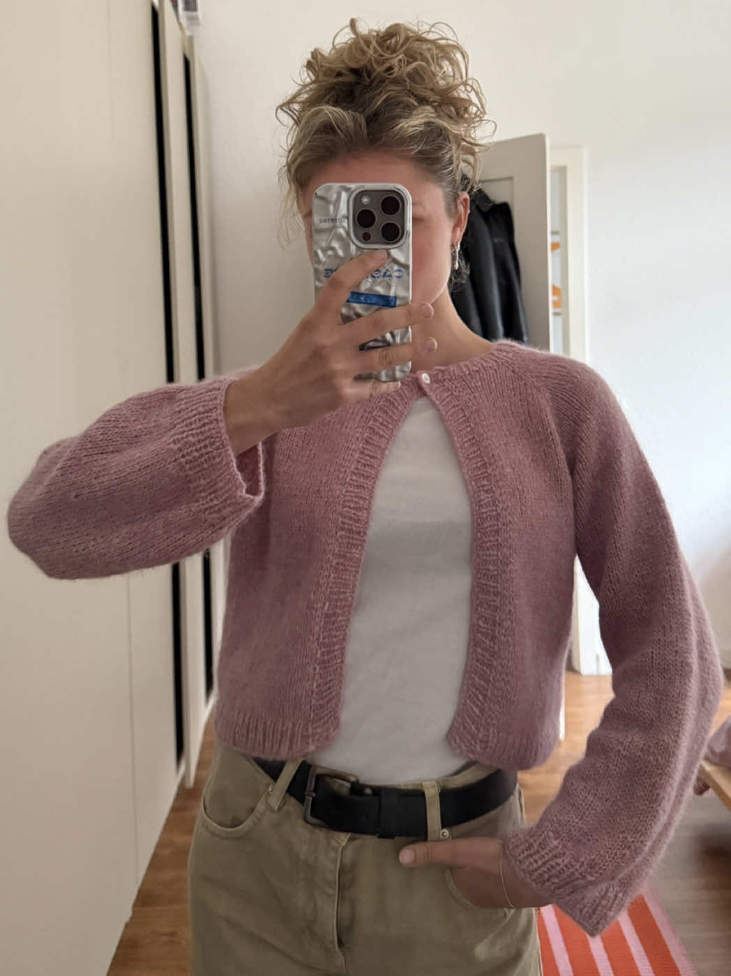 crocheting vs knitting - what‘s your favorite?  #knitting #crochet #knittinginspo #knittok #fyp 