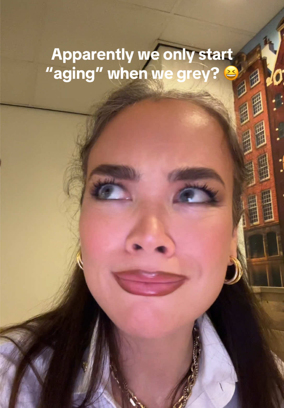 Come now… 😆 days of our lives #greyhairtransition #greyhairjourney #greyhair #silverhair #greyhairdontcare 