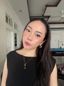 my makeup >>>>>>>>>>