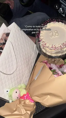 Cumple 28 💖 el mes de las lunas mas hermosas y siendo muy amada #happybirthday #girlfriend #veintes