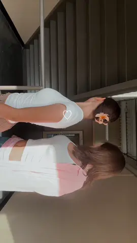 We are testing a new trend TikTok Shiny  #recommendations #pourtoi #trend #fyp #girls 