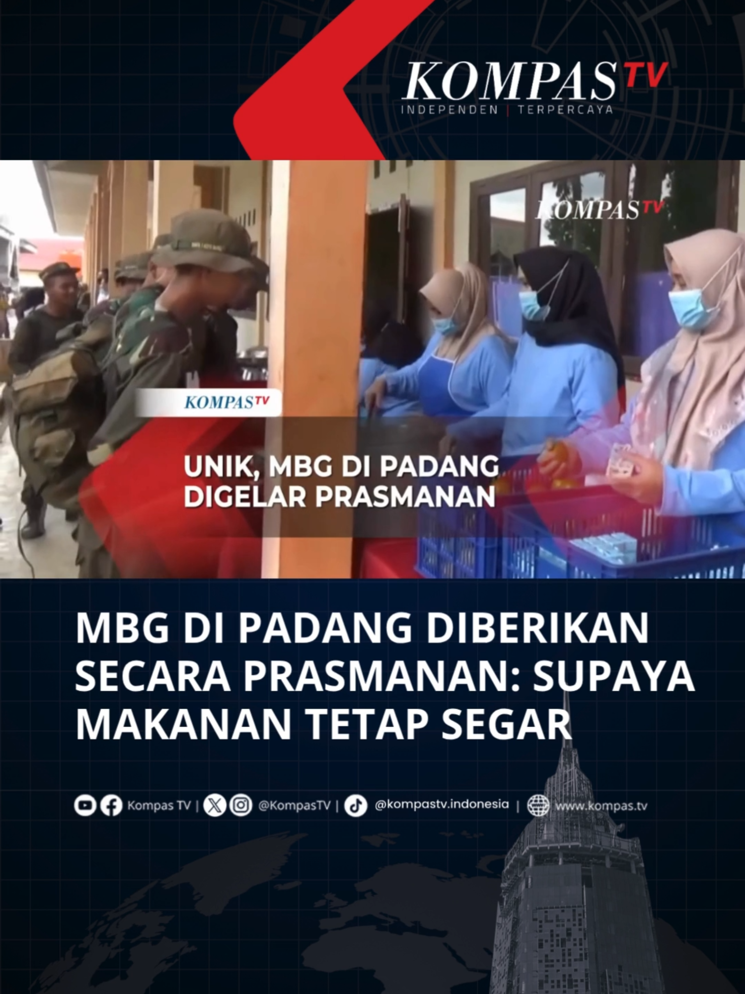 Satuan Pelayanan Pemenuhan Gizi atau SPPG Panji Dara Jingga, Kabupaten Dharmasraya, Sumatra Barat menggunakan cara berbeda untuk menghidangkan makan begizi gratis atau MBG bagi para siswa. Adapun SPPG Panji Dara Jingga, menerapkan metode prasmanan atau para siswa dapat mengambil sendiri makanan yang tersedia.  Kepada awak Kompas TV, Kamis 23 Oktober 2025 Panji Mursyidan menjelaskan, cara prasmanan itu dipilih untuk mengurangi risiko makanan terhidang dalam kondisi yang tidak layak. Tuliskan komentarmu dan dapatkan berita terkini lainnya di www.kompas.tv serta youtube.com/kompastv #SOROTKompasTV #TikTokBerita