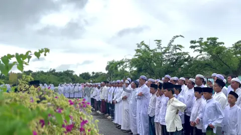 Apel Hari Santri Nasional 2025 Di Asrama Haji Banjarbaru “MENGAWAL INDONESIA MERDEKA MENUJU PERADABAN DUNIA” . . . .  #almuhajirin3banjarbaru #almuhajirin #darisantriuntuknegeri #harisantrinasional #hsn2025 