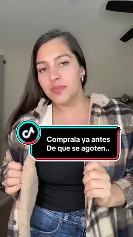 La encuentras aquí en TikTok Shop la mejor franela para este frío . . . . . . . #dokotoo #FallStyle #TikTokMadeMeBuylt #winteroutfit 