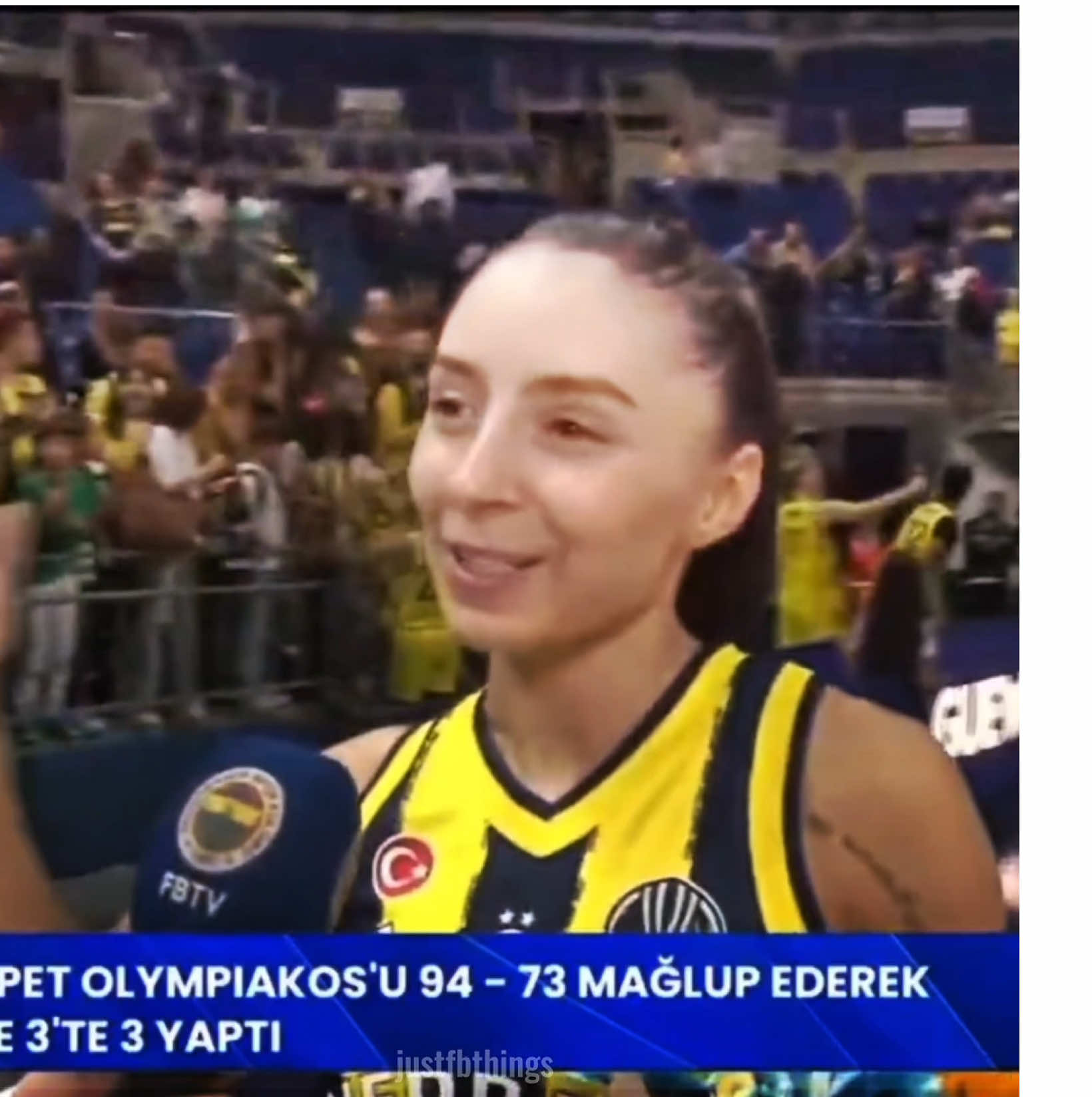 Çok güzel bir atmosferde çok güzel bir galibiyet, sonu kupa olsun 💛💙 [ #fenerbahçe #fenerbahceopet #basketball #euroleague #edit ]