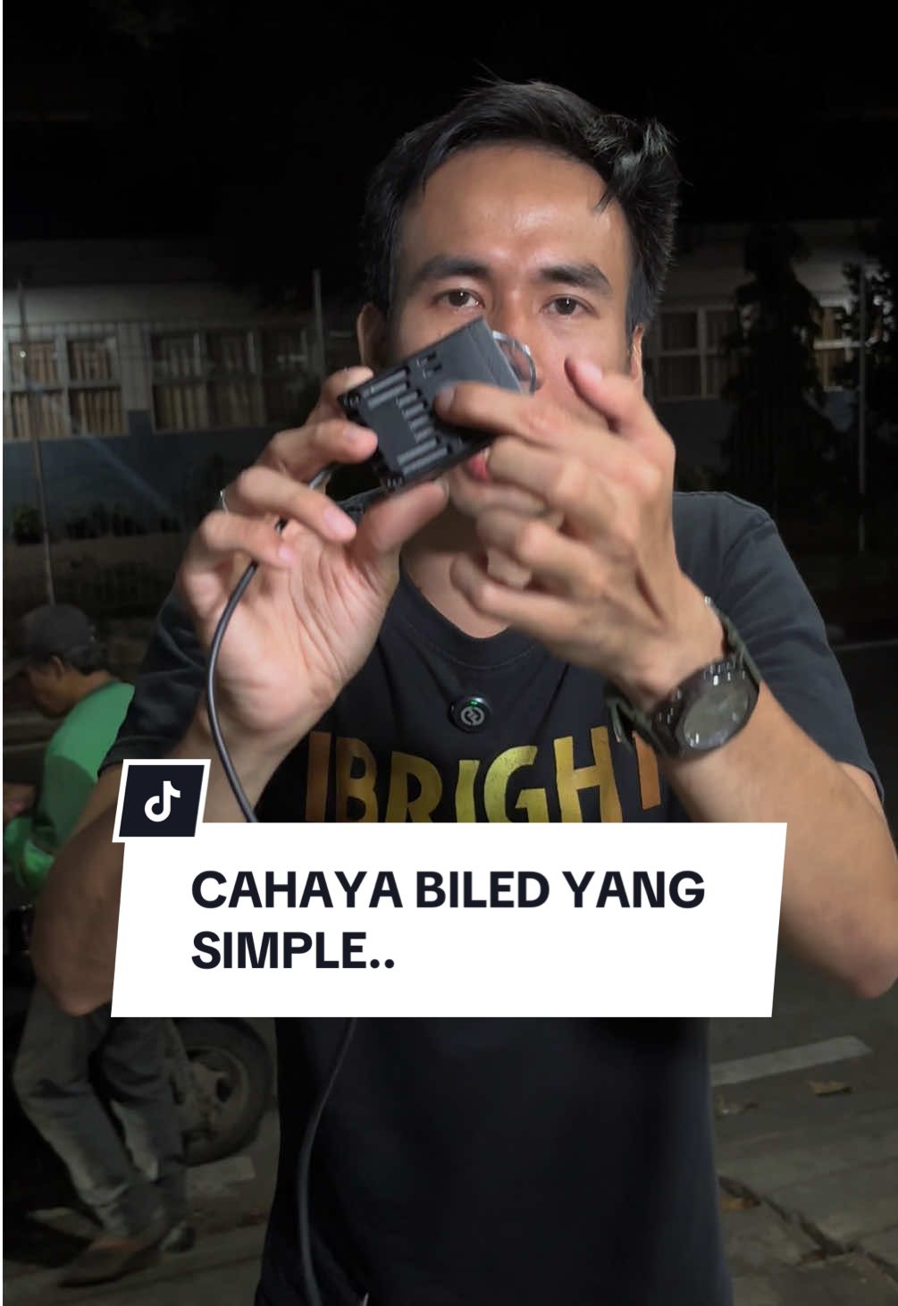 Lampu ini memudahkan kita untuk yang mau cahaya biled.. #fyp #helm #biled #meelytz #tv 