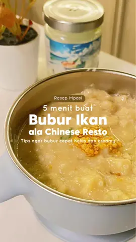 Musim flu gini, paling enak makan yang hangat dan lembut ya gaksih moms? Bubur ikan 5 menit ini jadi andalan aku akhir-akhir ini.  Aku tambahkan Fish Broth dari @Crystal of the Sea biar makin gurih alami, tinggi protein, bantu jaga imun keluarga setiap hari 💫🐟💙 #crystalofthesea #crystal #resepmpasi #mpasi #buburbayi