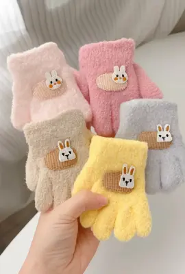 ถุงมือเด็กลายการ์ตูนฤดูหนาวสำหรับเด็กชายและเด็กหญิงกำมะหยี่นะอบอุ่นถุงมือ 5 นิ้วกันลม#ถุงมือ #ถุงมือเด็ก #สร้างภาพจากai #จิ้มที่ตะกร้าเหลืองได้เลยค๊าบ🛍️🛒 