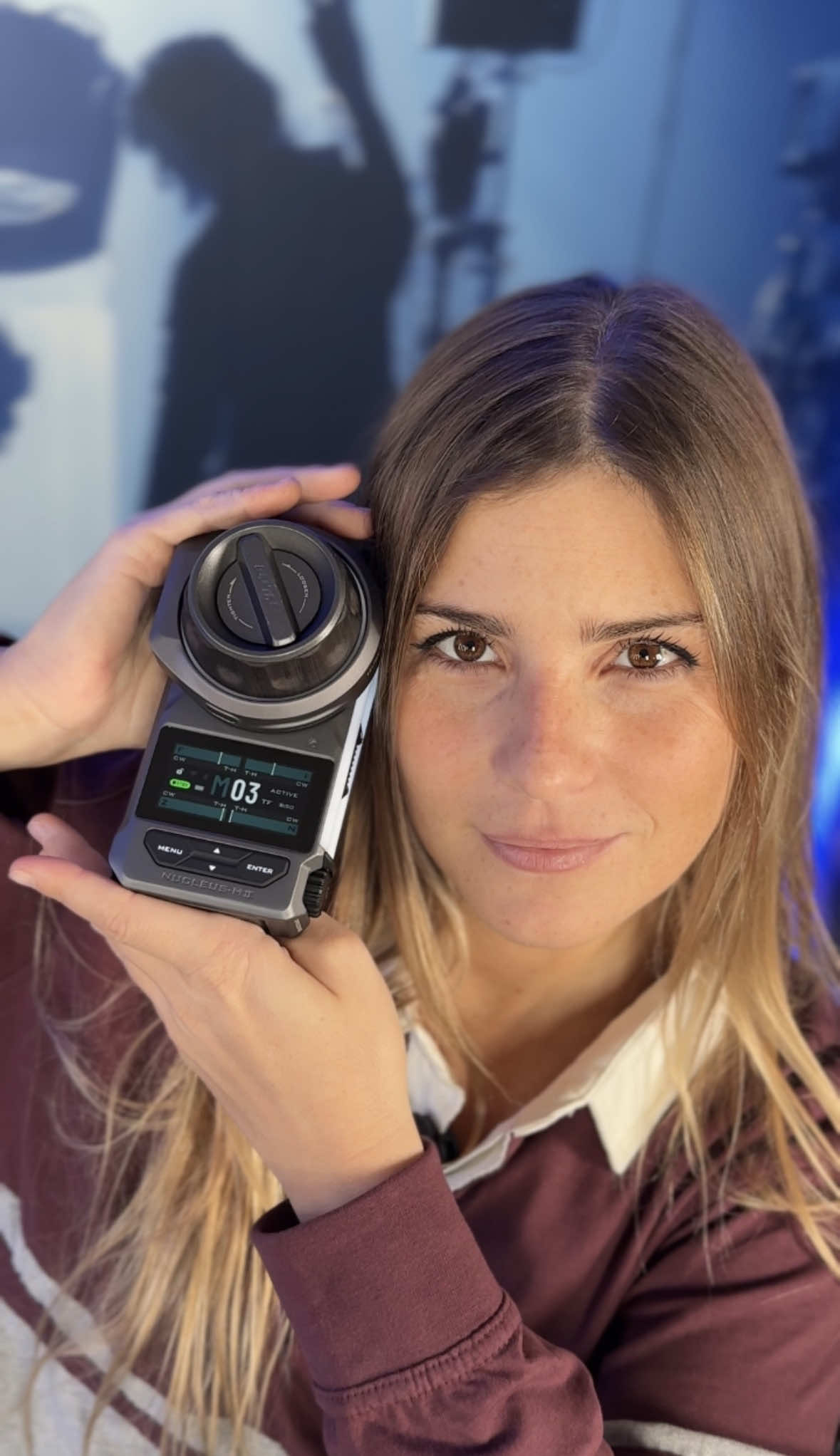 4 funciones que nos encantan del mando de foco TILTA NUCLEUS-M II ⬆️ ¿Las sabías todas? Os leemos 👀 #filmproduction #tilta #tiltanucleus #filmmaker #nucleus 