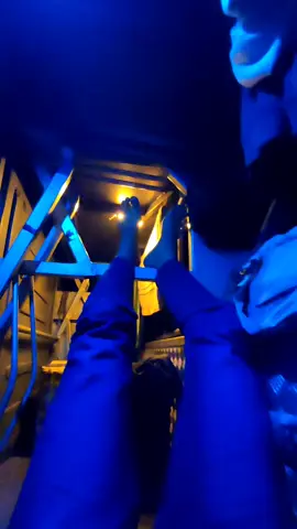 suasana tidur d dalam bagasi saat bus lagi jalan🤟#fyp #trending 