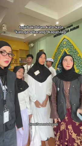 yap nunggu apa lagi.. ayo daftarkan diri kamu join volunteer sekarang😍😍 #uniformtelepati #volunteer #infovolunteer #volunteerbali #volunteerjakarta  