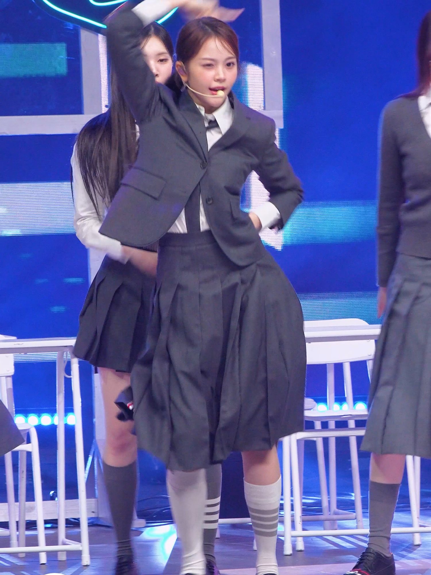 Everyone, FOCUS on CARMEN📸 #MPD직캠 #MPDFanCam #M2 #Hearts2Hearts #하츠투하츠 #H2H #FOCUS #Hearts2Hearts_FOCUS #CARMEN #카르멘 @hearts2hearts