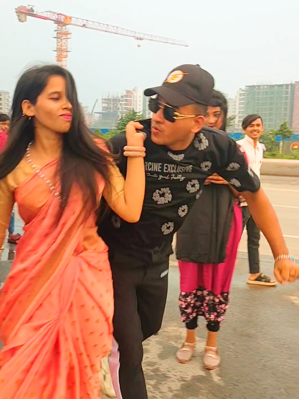 হারালে কোথায় তুমি🤣🤣#tik #tiktokindia #tiktokviral #foryou #tiktok @Crush Keya @🎀Maishu🎀 @♏CAPTAIN SAGOR ♏ @👑MD SALAUDDIN👑 @♏️ CAPTAIN_ROKI_143_♏️ @👑♏️ Esmail The King  ♏️ 👑 