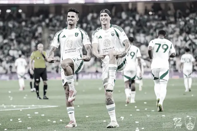 Life goes by like a fast train, waiting for no one and never returning. We didn’t move forward, and our memories passed without us realizing their beauty. We lived every moment innocently, chasing our dreams, laughing from the bottom of our hearts, free from the worries of tomorrow.#ايبانيز #جالينو #fyp #الاهلي 