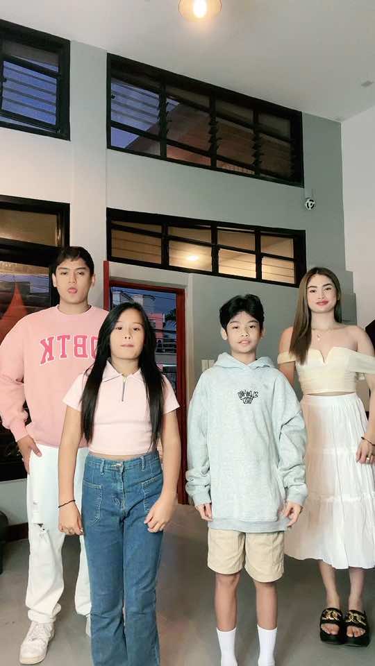 DRAFTS BAGO MAY MAG KITA 🫣 @C H L O E 🤍 #graecabase #cabasehouse #graeanchloe