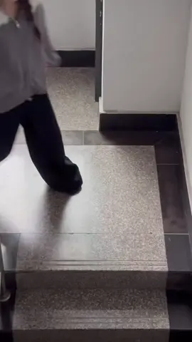 🥹 #phoidoxinh #thoitrangnu #viral #moingaymotoutfit 