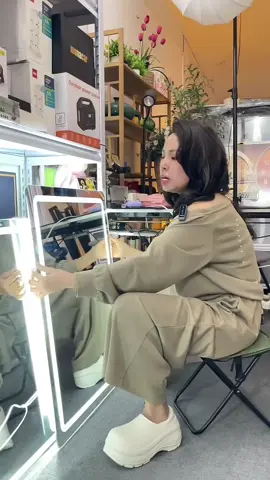 Gương việt Nhật có hệ thống tự sấy khô gương chống mờ gương #guong #noithatdep #guongdenled #xuhuong #hahienhoa1 